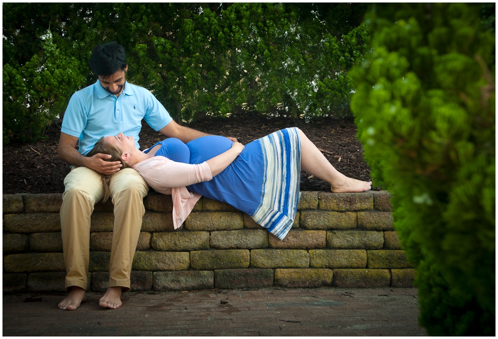 Gopal and Jo maternity photos on Virginia Beach.