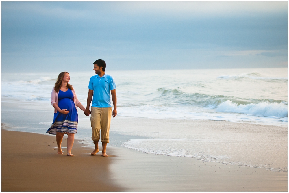 Gopal and Jo maternity photos on Virginia Beach.