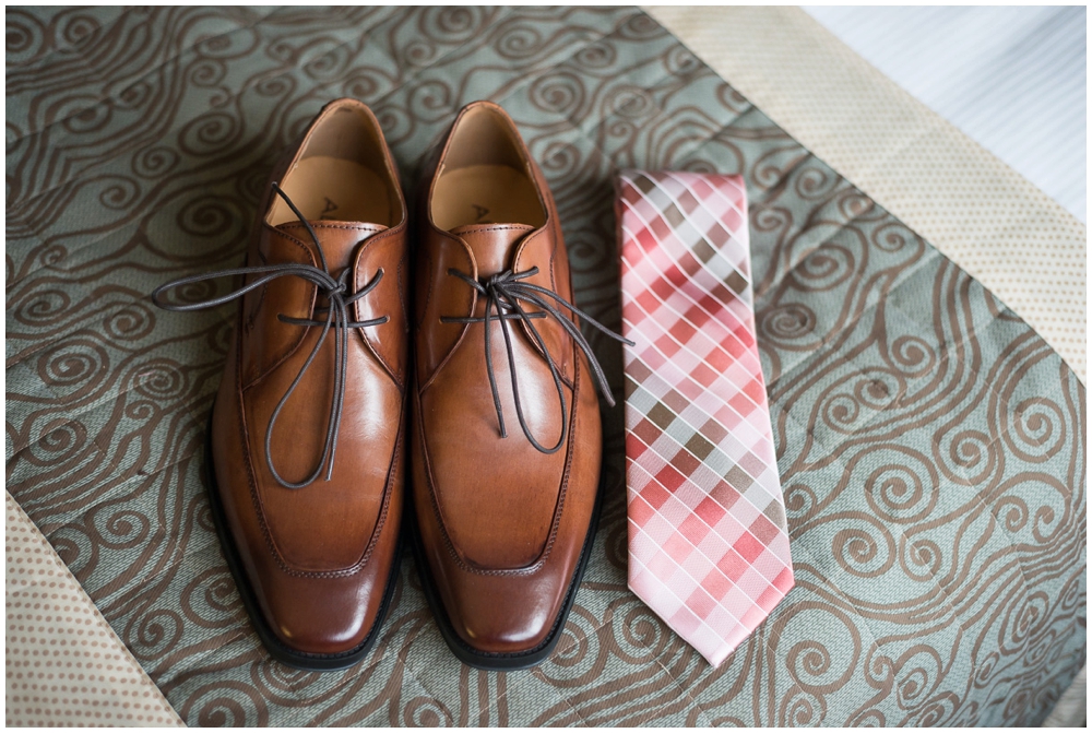 groom's shoes and tie