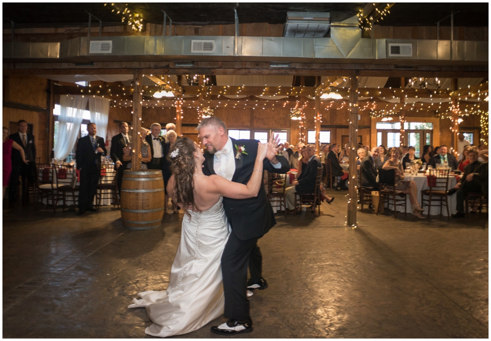 bride and groom first dance