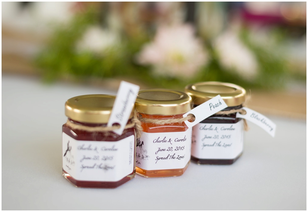 jam wedding favors