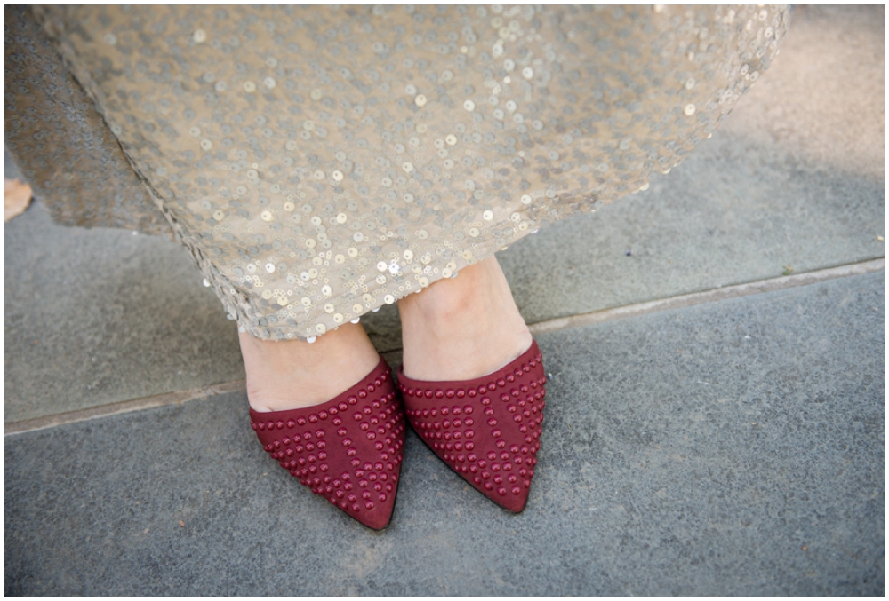 bride's red shoes