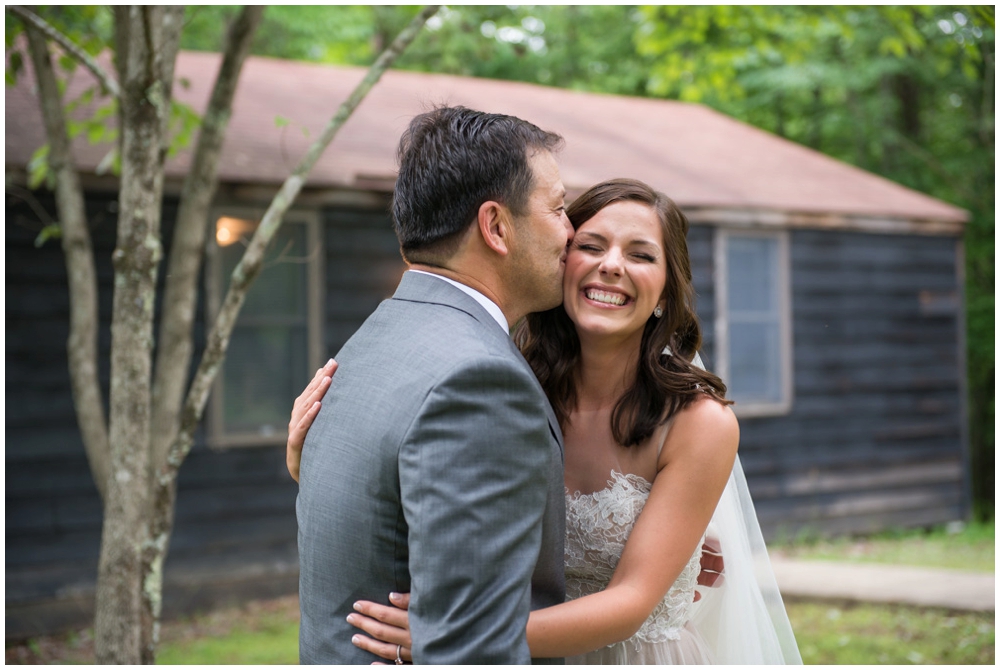 bride first look with dad