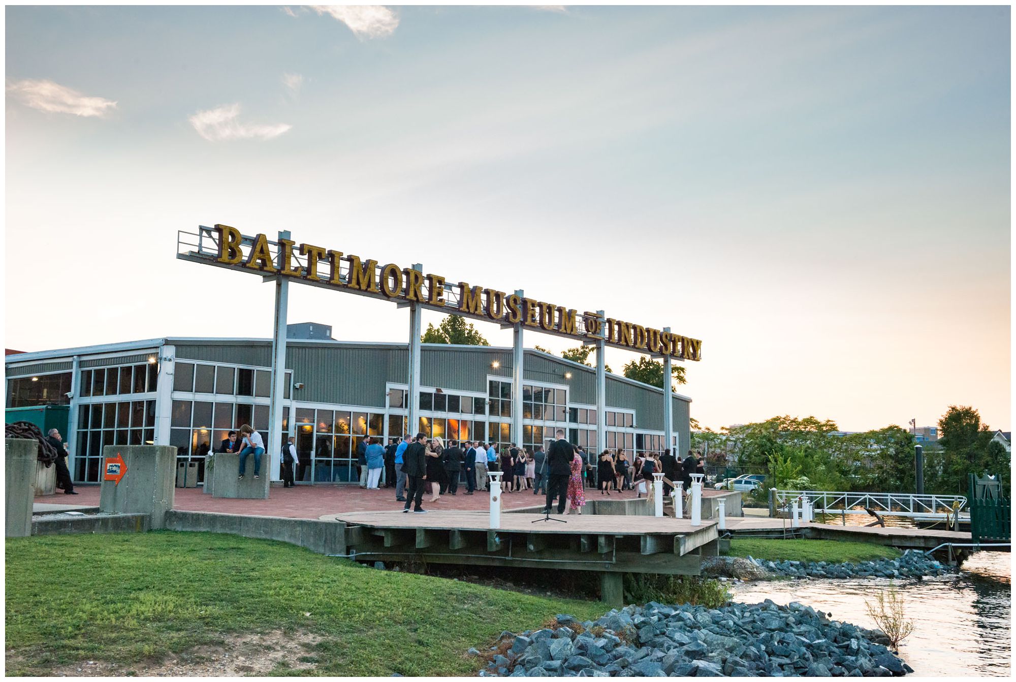 Harbor wedding at Baltimore Museum of Industry